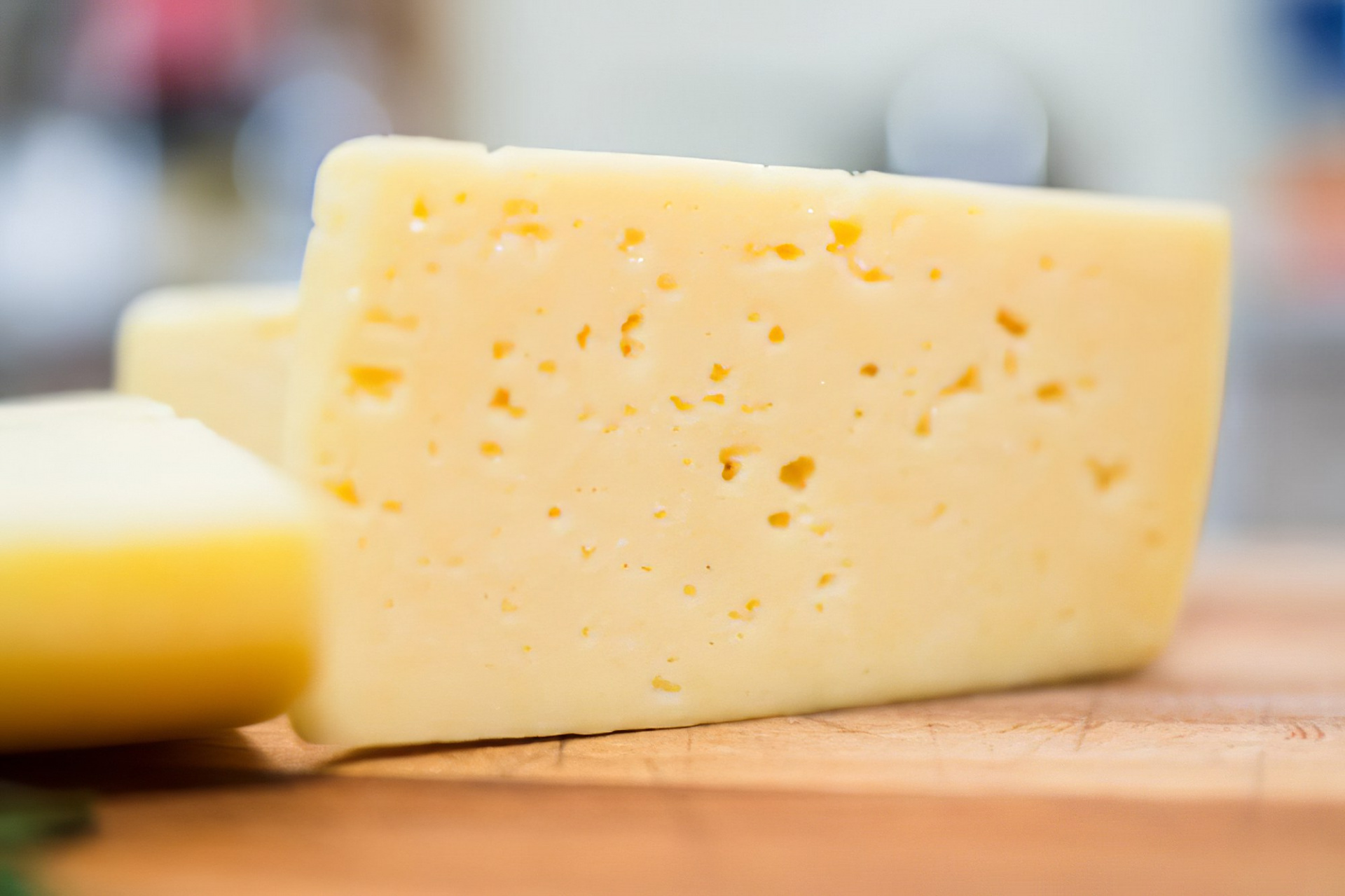 Фальсифицированный молочный продукт выявлен в социальном учреждении Верхневолжья