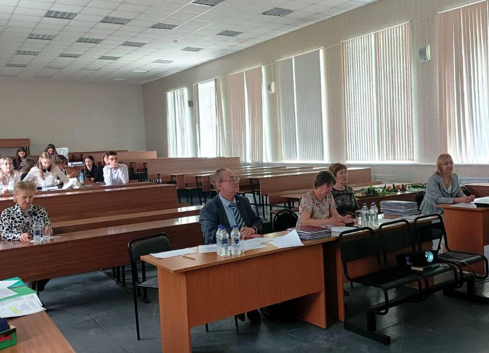 Заместитель руководителя Тверской испытательной лаборатории ФГБУ «ВНИИЗЖ» приняла участие в работе государственной экзаменационной комиссии