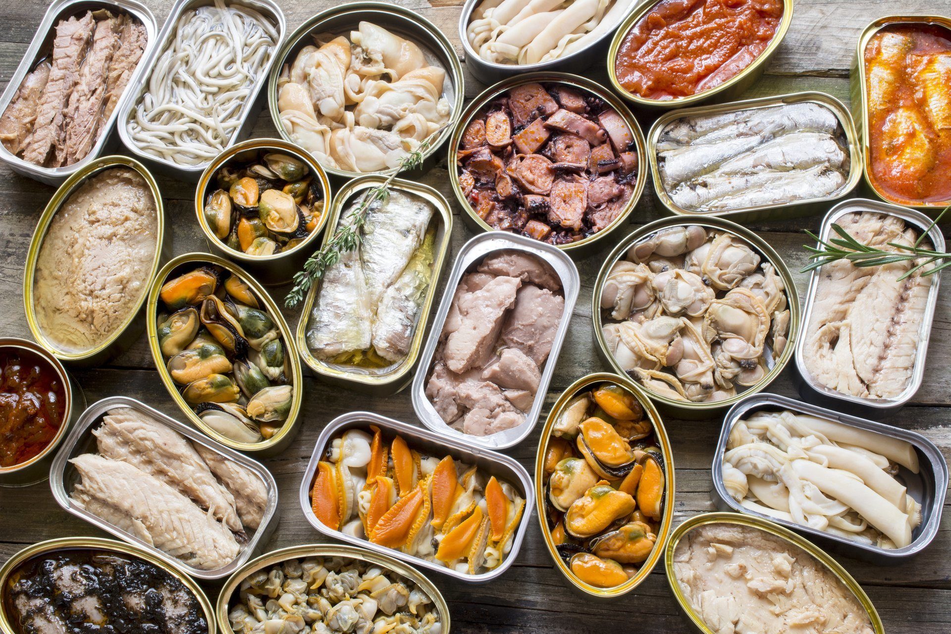 Лаборатория проверяет продукцию на промышленную стерильность